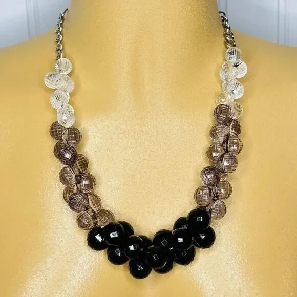 Vintage Faceted Lucite Bead Necklace Smokey Purple Taupe Plastic Graduated 4151