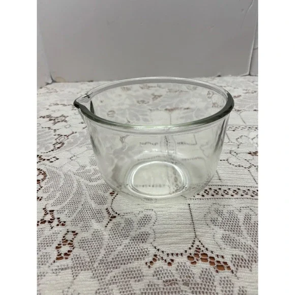 Fire-King for Sunbeam‎ Clear Glass Mixing Bowl with Pour Spout Vintage USA Made