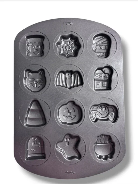 WILSON Halloween Cookie Pan - 12 Nonstick Cavity VINTAGE