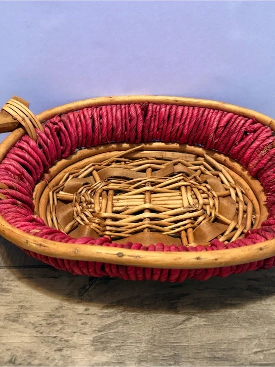 Woven Red and Natural Wicker Basket approximately 12x8x3.