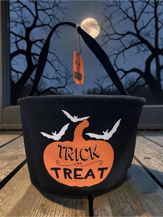 Halloween 'Trick or Treat' Black & Orange Candy Bucket