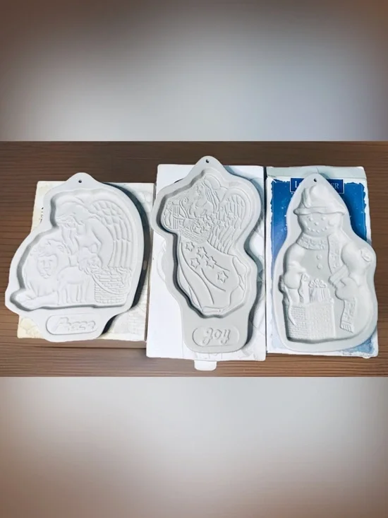 Complete Set of 3 Longaberger Peace Joy Snow Friends Cookie Molds 1993-97 Boxed