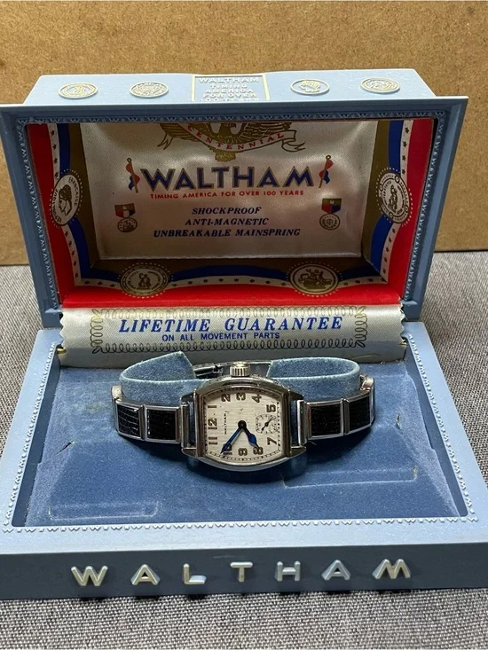 Waltham 15 Jewels Vintage Watch In Original Box, Waterproof & Shockproof