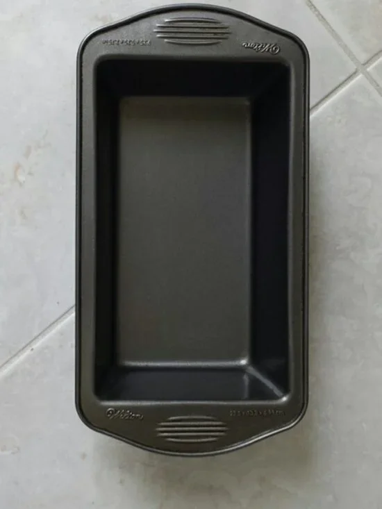 Wilton loaf pan
