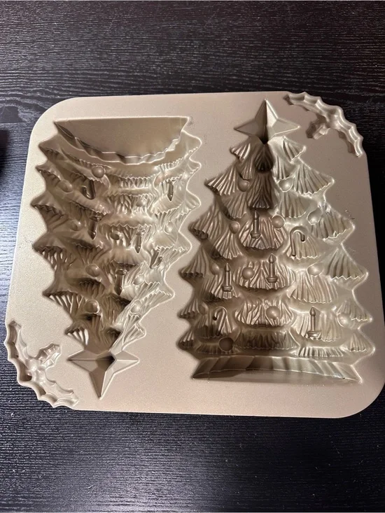 Nordic Ware 3D Holiday 10
