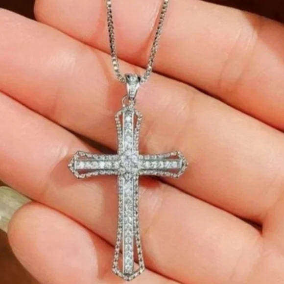 Elegant 14k Whit Gold Plated Cross Pendant Necklace 45cm