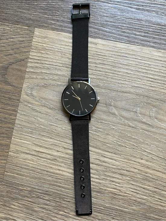 Minimalist Black Men's Mesh Strap Watch