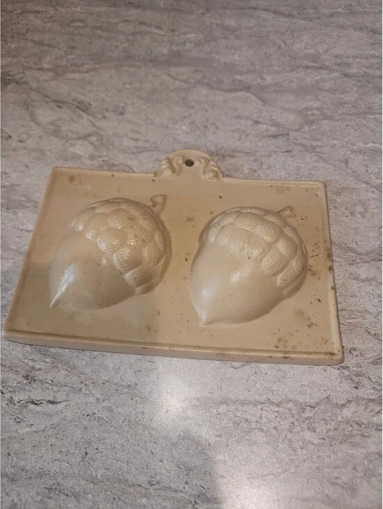 Brown bag mold