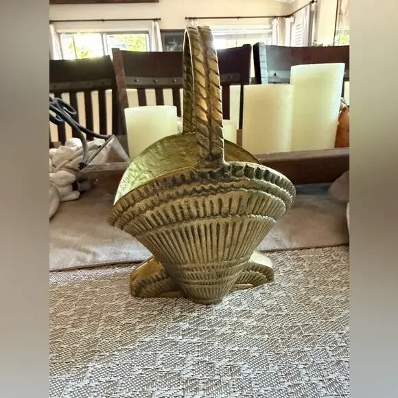 Vintage solid Brass seashell basket Gorgeous