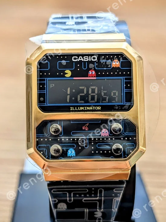 Rare Vintage CollectionbCasio Illuminator Pac-Man Digital Watch Gold Black