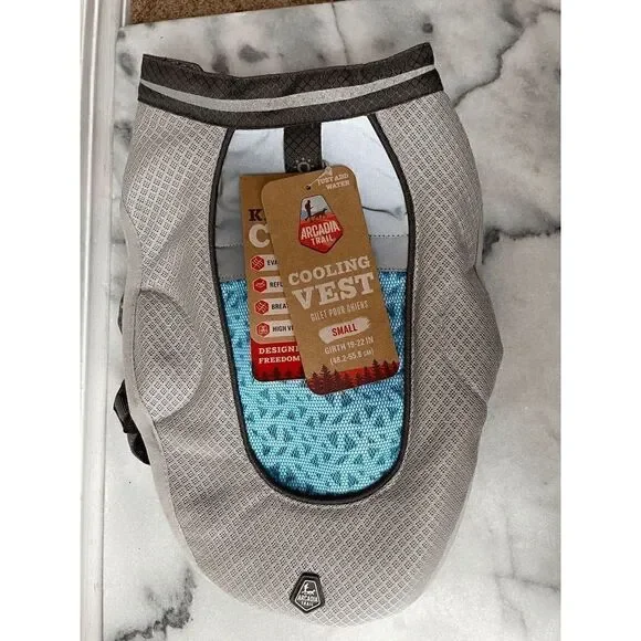 Arcadia Trail Dog Cooling Vest Size Small NWT