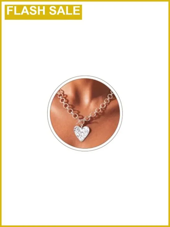 14K Gold Plated Chunky Statement Necklace Hammered Heart Pendant Toggle