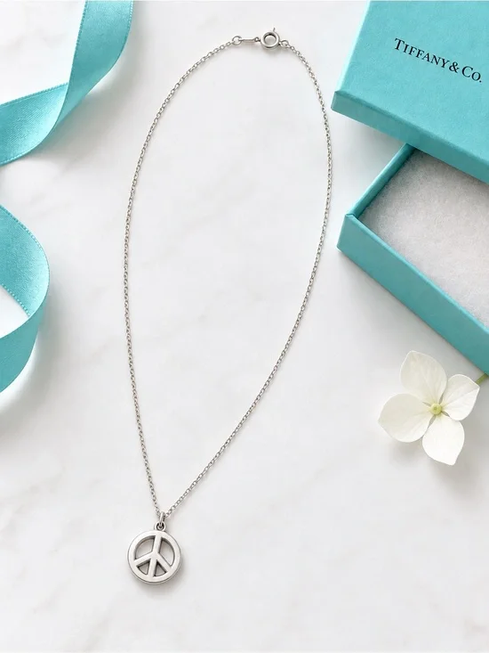 Tiffany & Co. Sterling Silver Mini Peace Sign Pendant Necklace 16” Retired