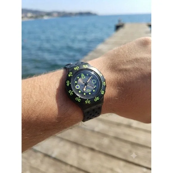 Swatch Scuba 200 SDK101 Barrier Reef Vintage Black Green Diving Watch Swiss Made