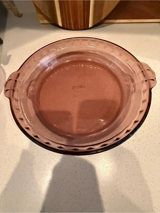 Pyrex Cranberry Rose-Tinted Round Glass Pie Plate #229