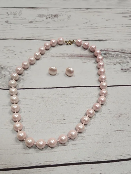 Timeless Pink Pearl Necklace with Matching Studs