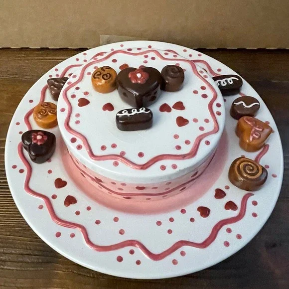 Vintage Valentines Ganz Porcelain Hearts Love Cake and Chocolates Jewelry Box
