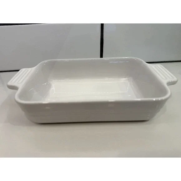 NEW!! Le Creuset White‎ 18 cm Rectangular Baking Dish Stoneware, 7.25