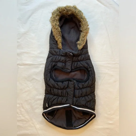 2 Piece Snow Suit for your Dog, GF Pet‎ Authentic jacket and pants. Size L