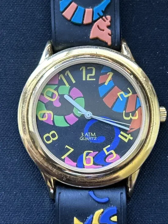 Gold Tone Cat Band Women’s Quartz Watch