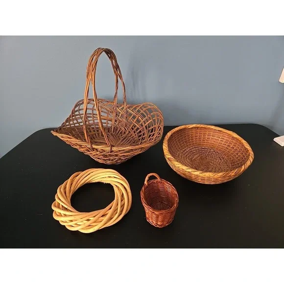 Wicker Basket Decor - Set Of 4 Eclectic Boho Farmhouse 3Woven‎ Baskets 1 Wreath