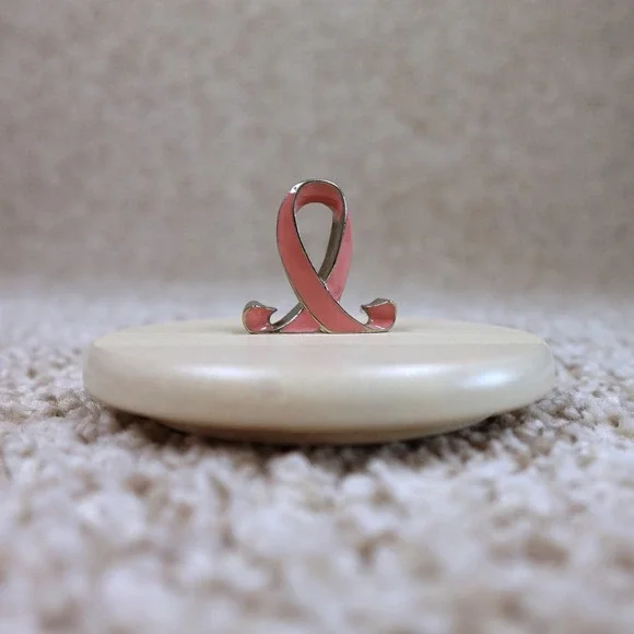 Longaberger 2009 Horizon of Hope Wood Lid Pink Ribbon Knob Dresden OH