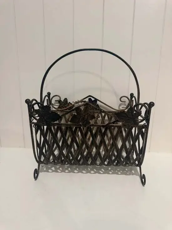 Vintage Italian Tole Leaf Magazine Holder Metal Basket