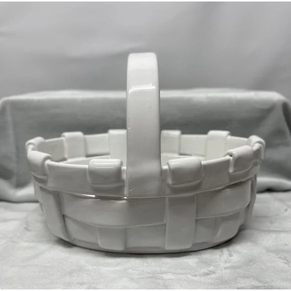Vintage Italy White Ceramic‎ Woven Basket Weave Oval Decorative Centerpiece Bowl