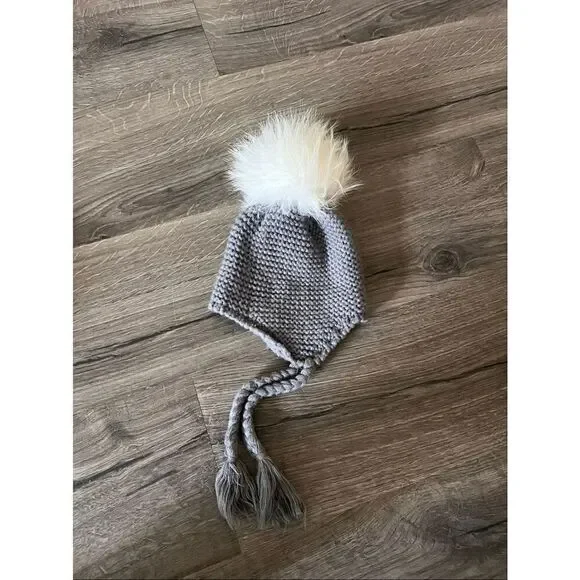 Girl Knitted beanie with real fur rabbit pompom