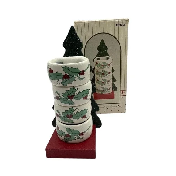 Vintage Christmas Napkin Rings Set w Holder Holly Taiwan‎