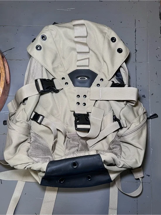 Vintage Oakley Skull Icon Backpack Tan Beige Tactical Hiking 2.0