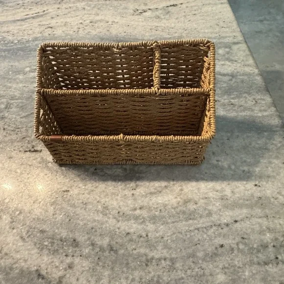 Wicker Basket Organizer Mail Stationary Holder Rectangle Divider‎ Farmhouse
