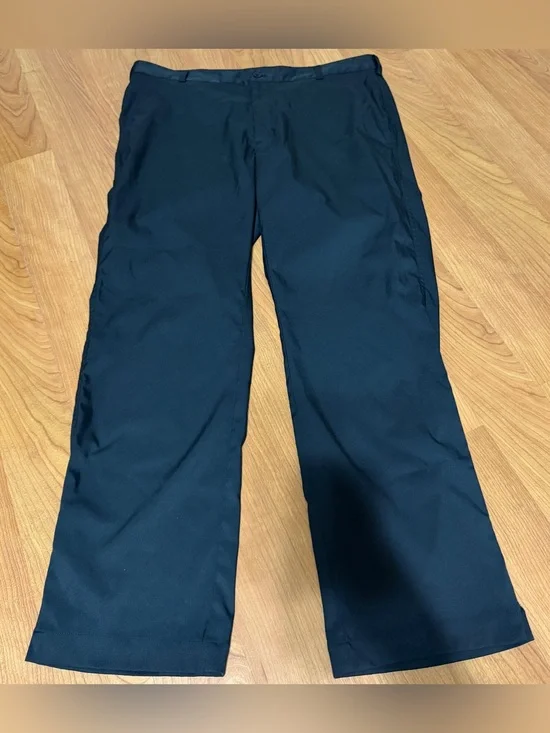 Nike Golf Dri-FIT Black Flat Front Stretch Pants Regular Fit 36x30
