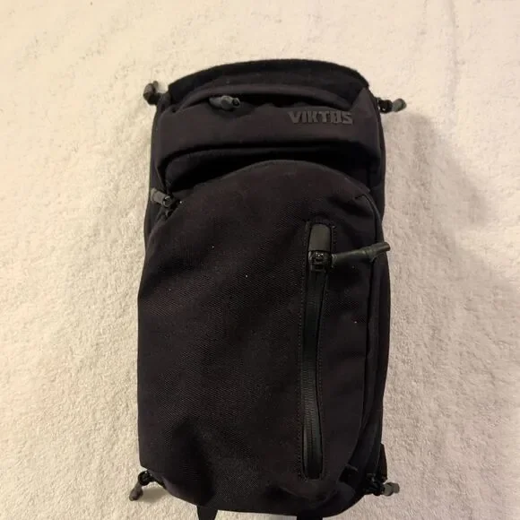 VIKTOS Upscale 3 Tactical Slingbag Backpack Durable Water-Resistant Bag Gray