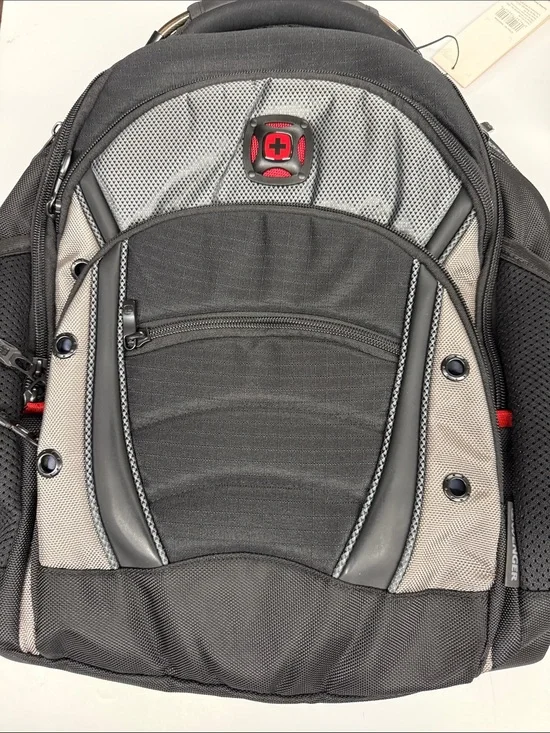 NEW Swiss Red Cross Synergy 16 inch Laptop Backpack