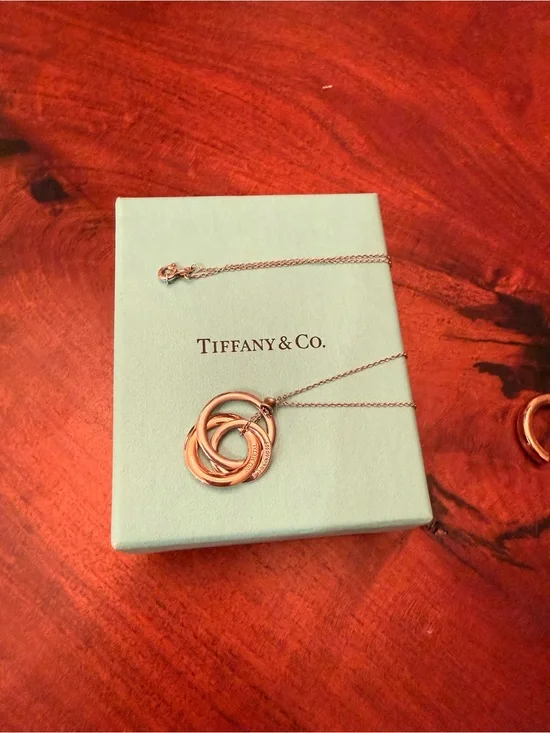 Tiffany & Co. Rose Gold Interlocking Circle Pendant Necklace