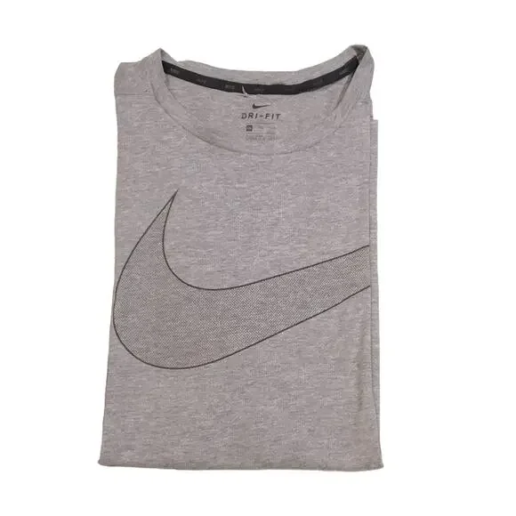 Nike T Shirt