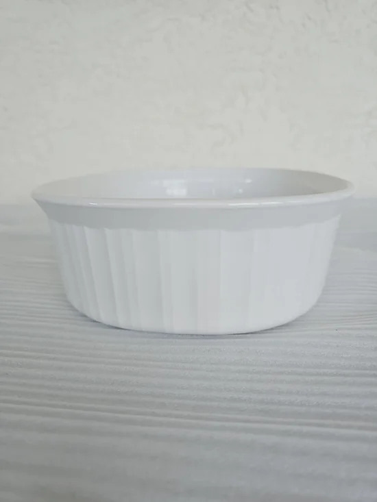 CorningWare French White Oval Casserole Dish 2.8 Liter No Lid F-2-B