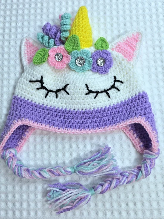 Kids White & Purple Unicorn Earflap Hat with Yellow Horn-3-9 Years old