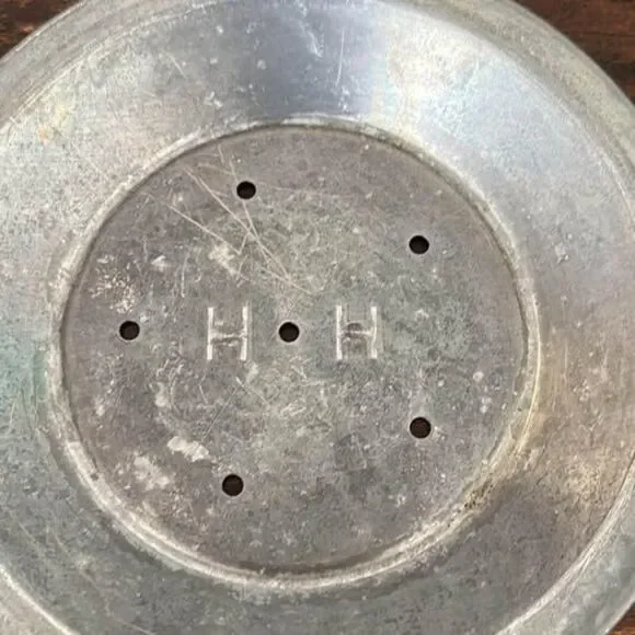 vintage HORN AND HARDART (HH) 8” aluminum pie tin