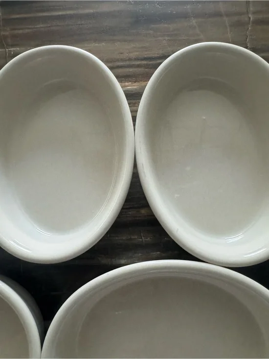 5-Piece White Ceramic Oval Ramekin Set for Baking and Serving