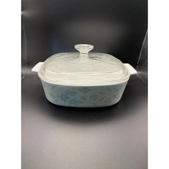 Corning Ware Blue Heather Casserole Dish A-2-B 2 Liter with Glass Lid A-9-C