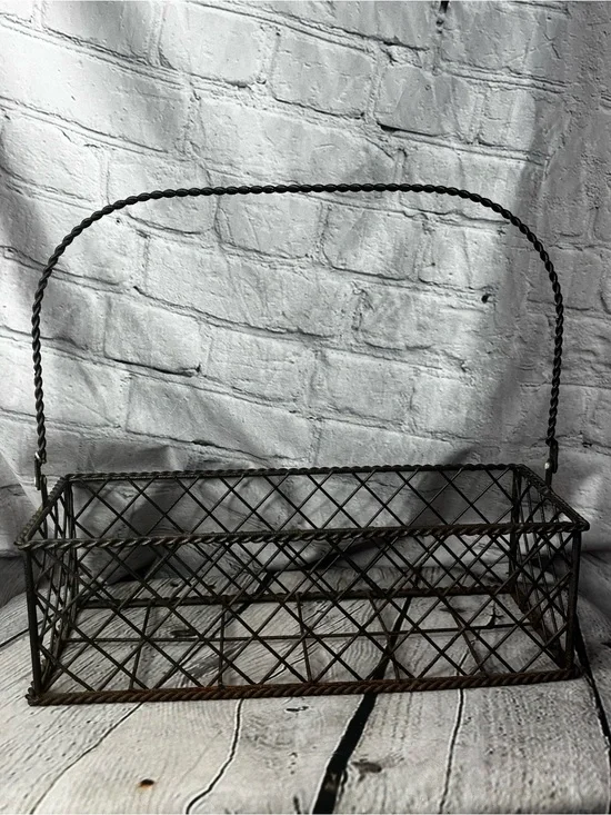 Retro French Country Rustique Metal Wire Basket Utility Caddy Multipurpose GUC
