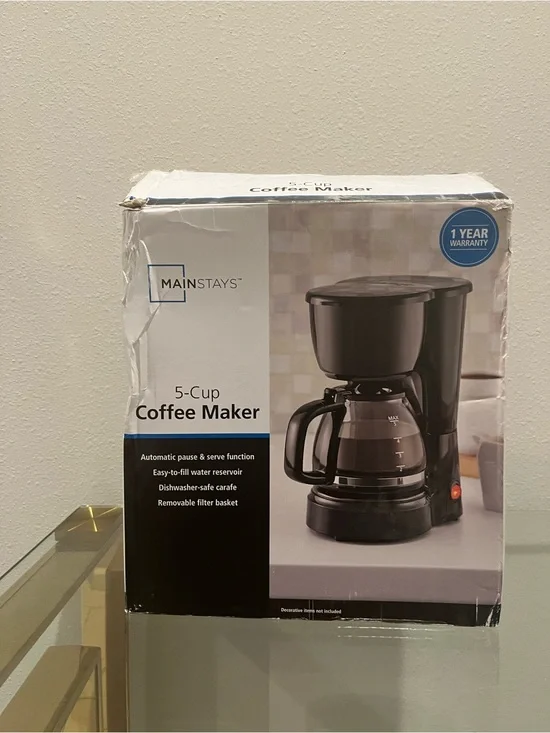 Mainstays Black 5-Cup Coffee Maker with Glass Carafe