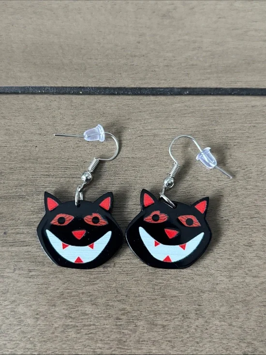 791. Black Cat Face Dangle Earrings Halloween NEW
