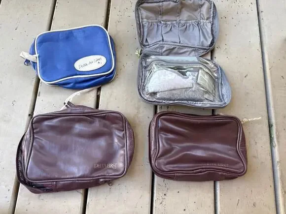 Lot of 4 Vintage Airline Amenity Kits Delta First Class & United Travel Pouches
