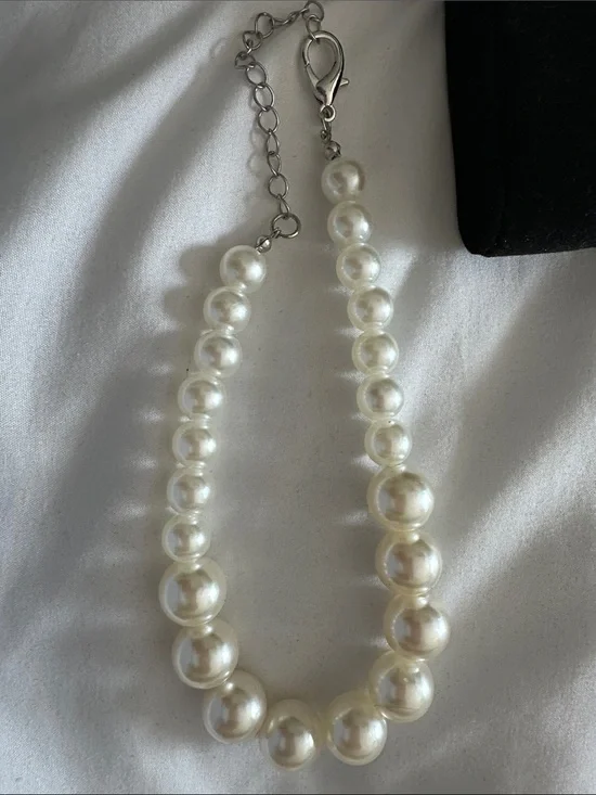 Pearl-Style Dog Collar - Cream Faux Pearls with Silver Hardware