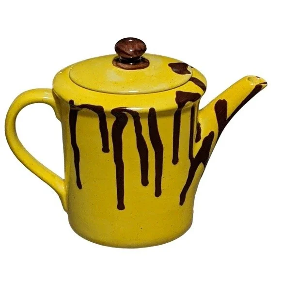 Tea coffee chocolate pot pitcher ceramic yellow brown dripping