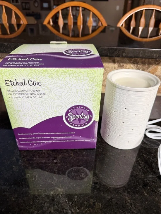 Scentsy Etched Core Warmer