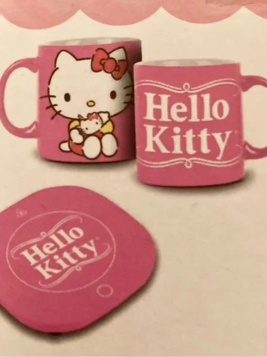 Hello Kitty Mug and Mug Warmer